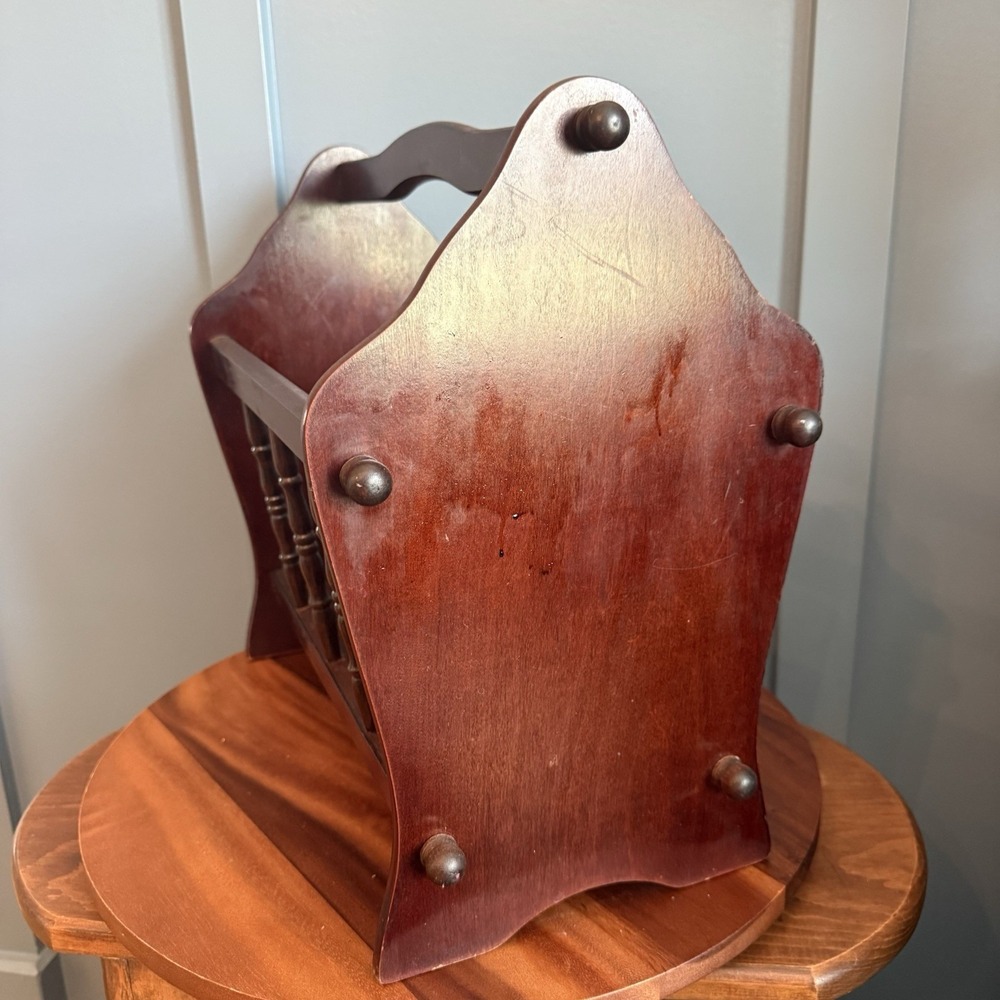 Vintage Wooden Magazine Rack Book Holder Spindle Sides Colonial Style - Picture 3 of 7